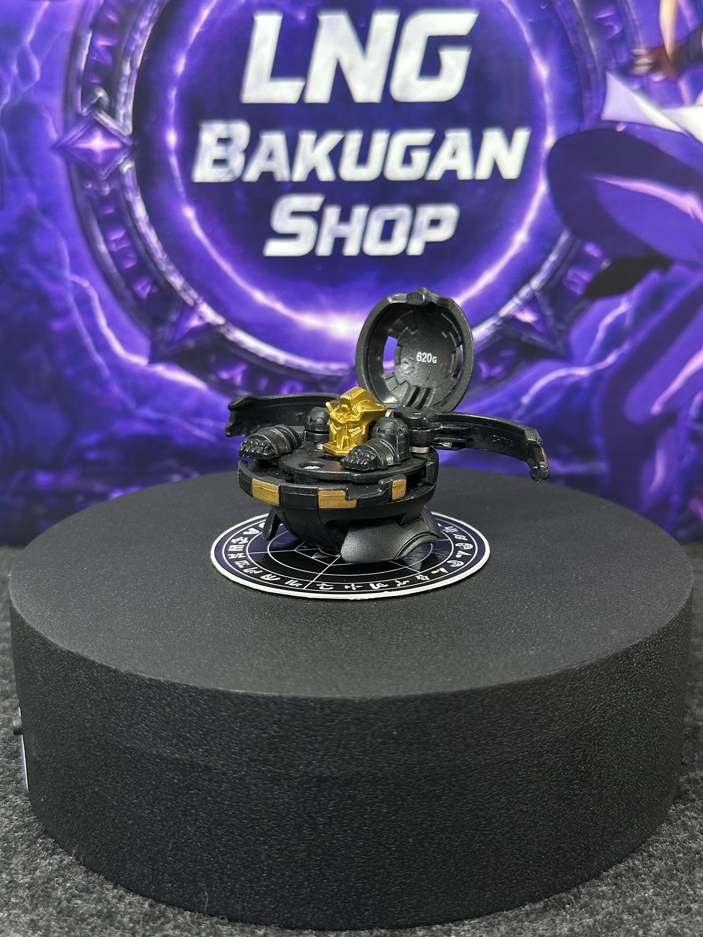 Bakugan Hammer Gorem Darkus-Gold B2