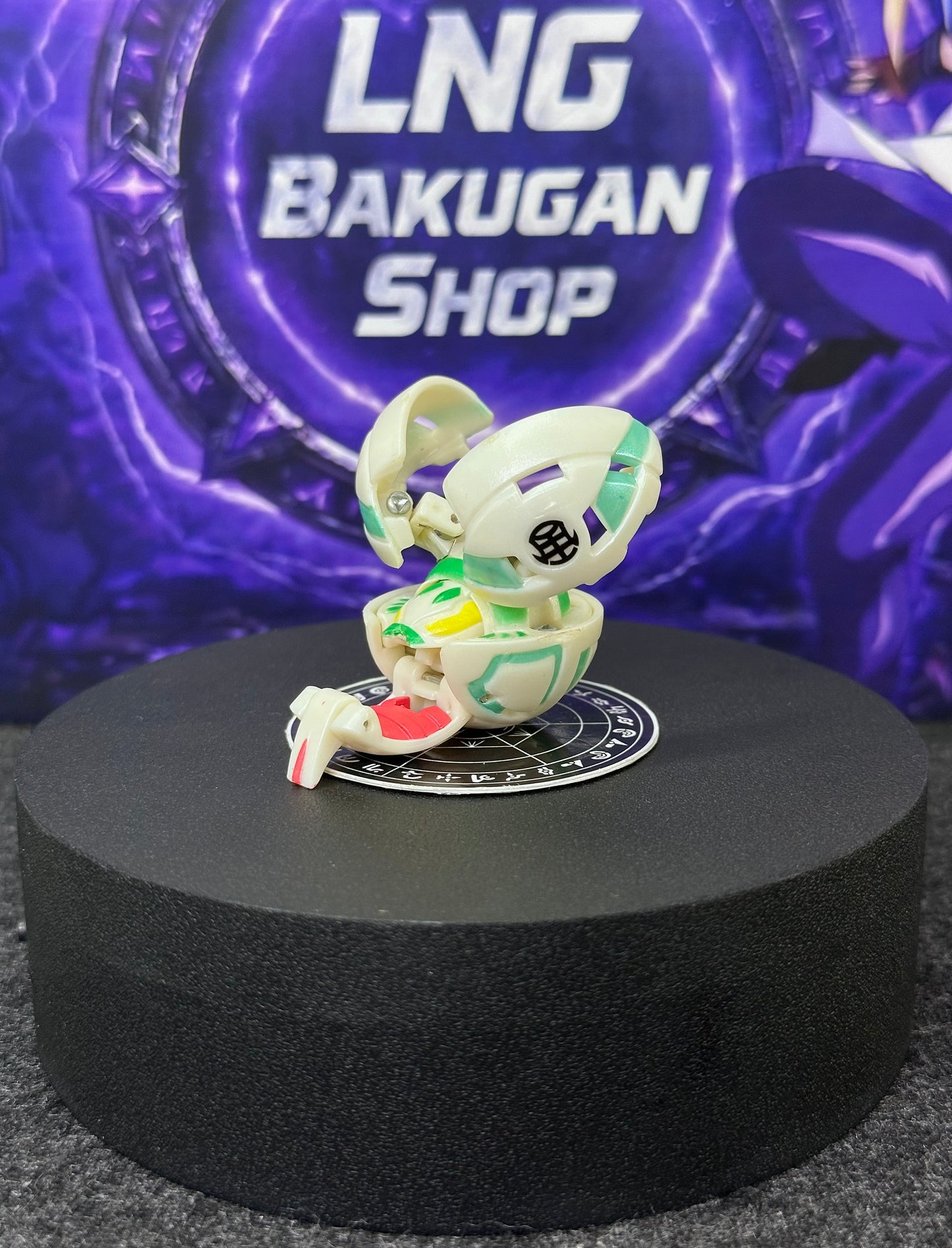 Bakugan Pearl Ventus Bee Striker B2
