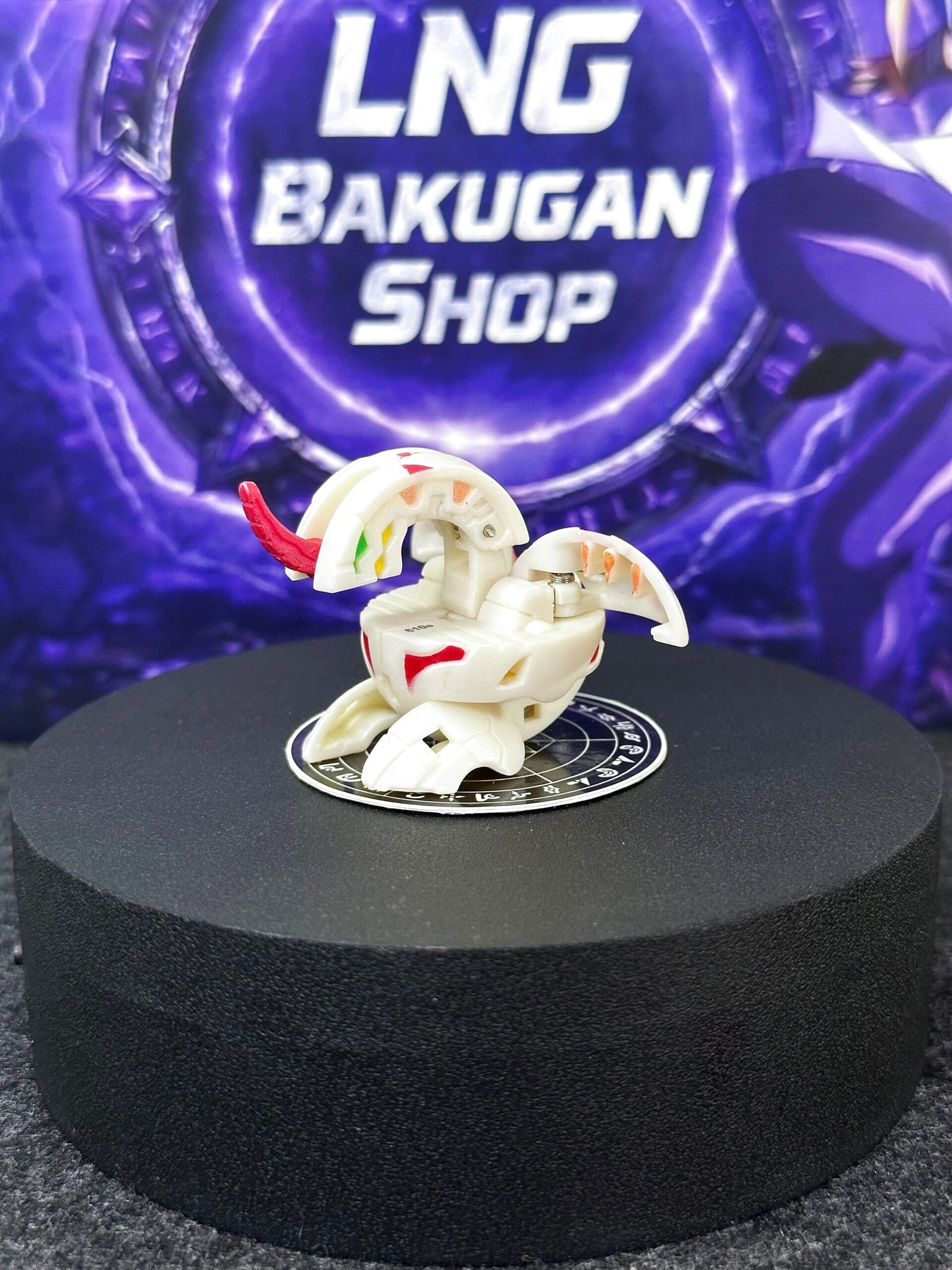 Bakugan Pearl Dragonoid Pyrus B2